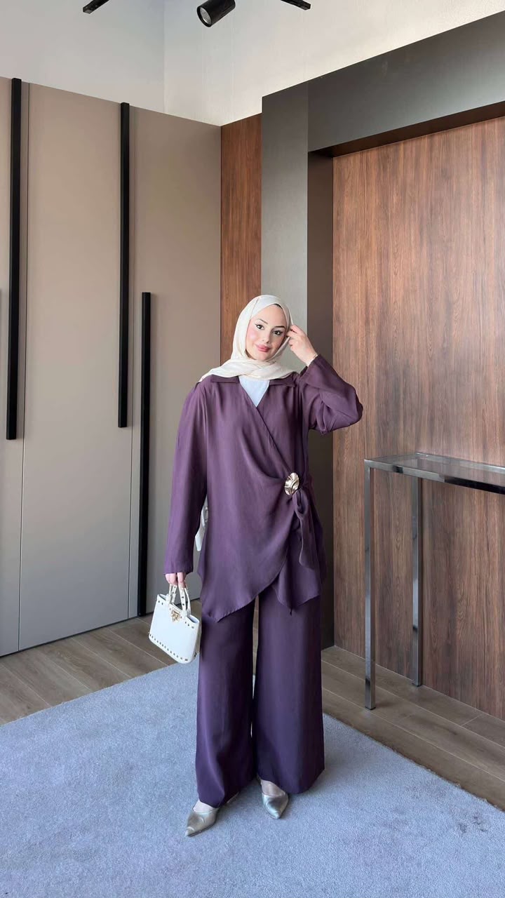 Burgundy Buckle-Detail Asymmetric Tunic & Wide-Leg Pants Set