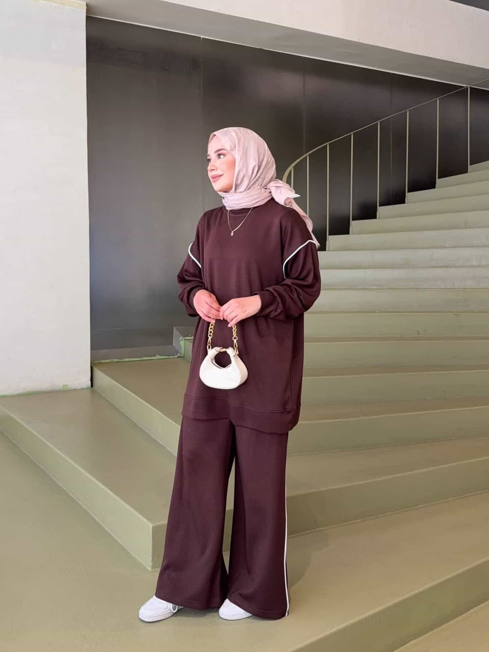 Espresso Contrast-Trim Lounge Two-Piece Set